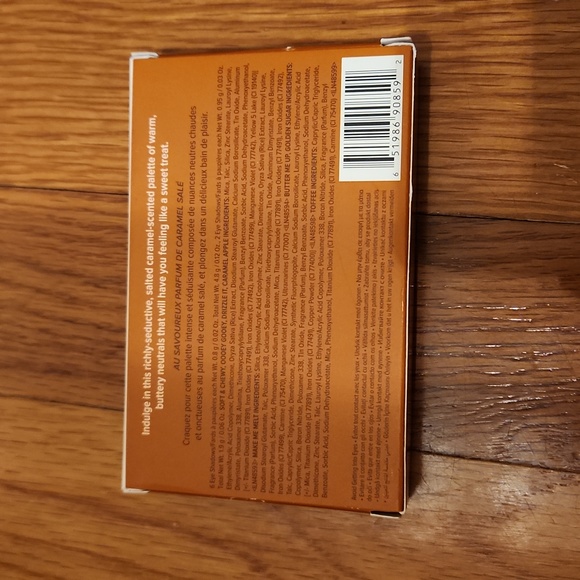 Too Faced Salted Caramel Palette - Picture 3 of 3